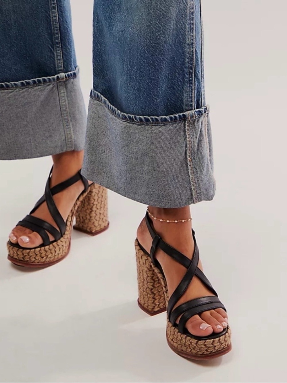Free People Fahn Jute Platform 
Black Leather Strappy Heels 
Boho Chic Size 8